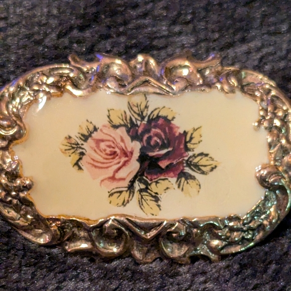 1928 Brand Vintage Rose Brooch Gold Tone - Picture 6 of 6